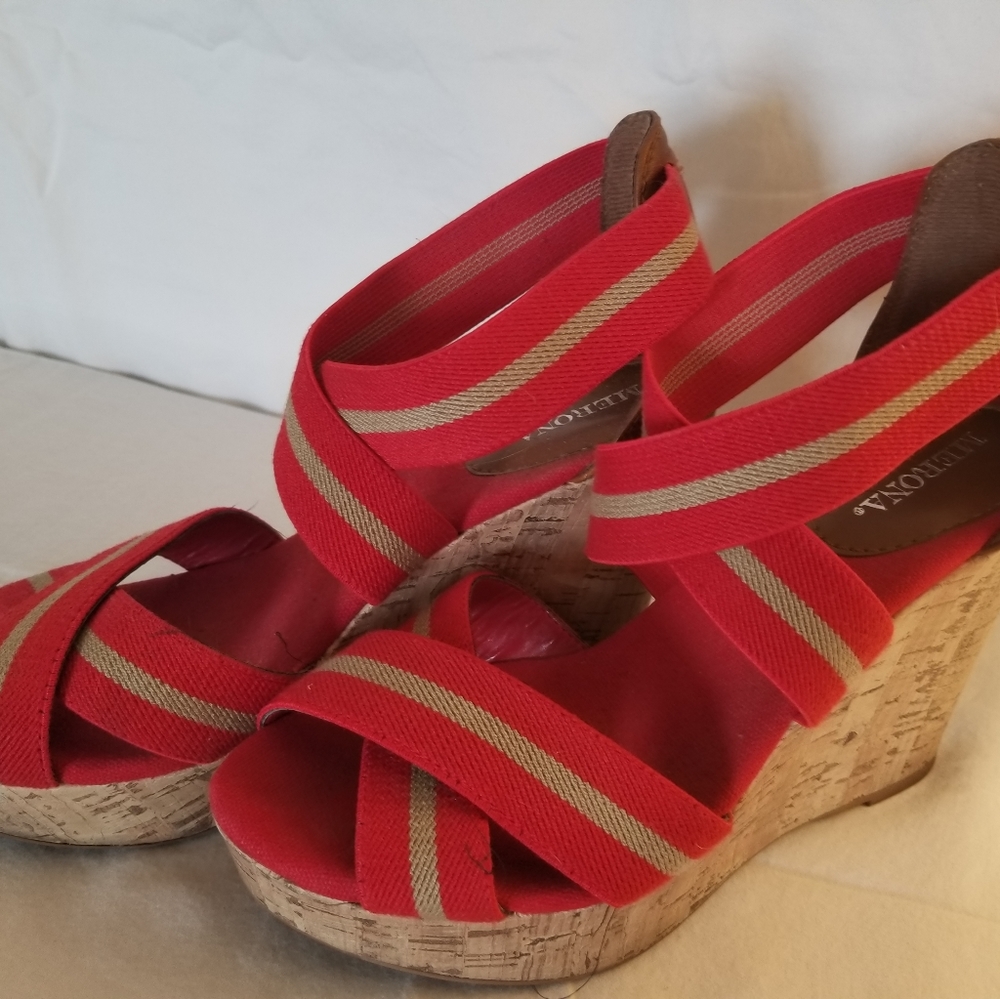 Wedges - Picture 2 of 5